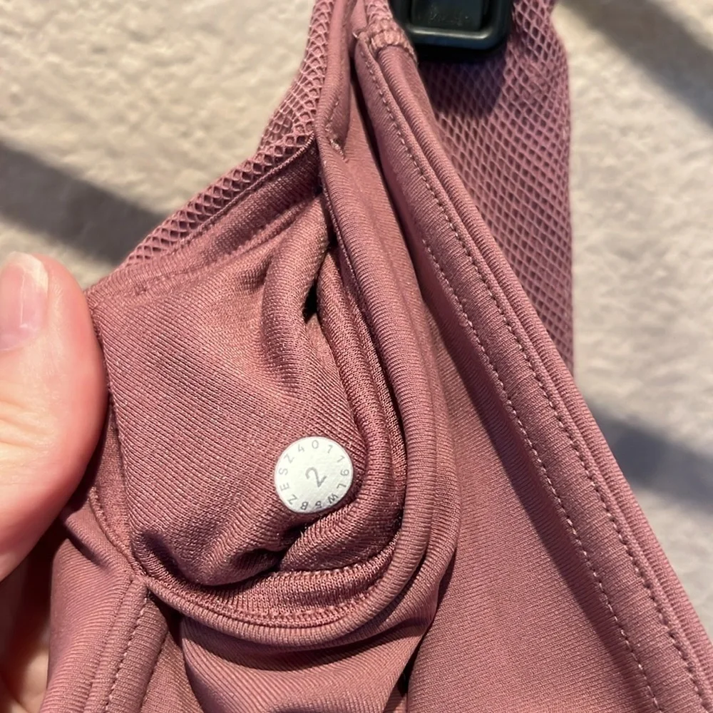 Lululemon Women’s Mauve Pink Leggings Size 2